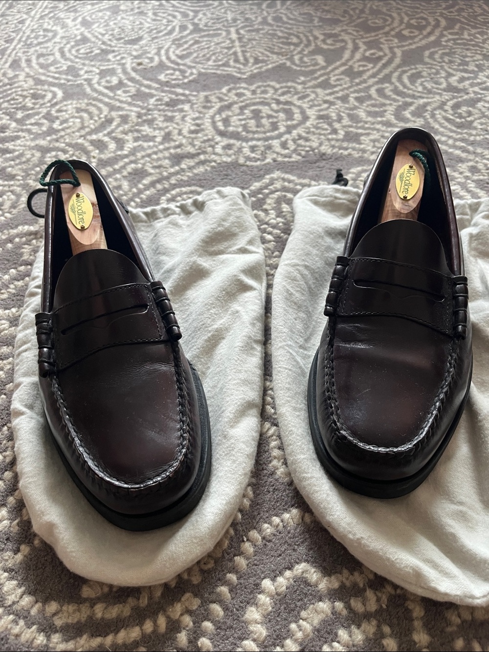 Men's LLBEAN Dark Mahogany Leather Penny Loafers with Chunky Rubber Sole 10D